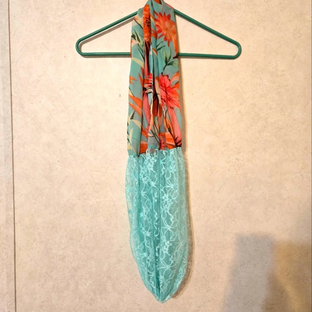 LACY SUMMER SCARF